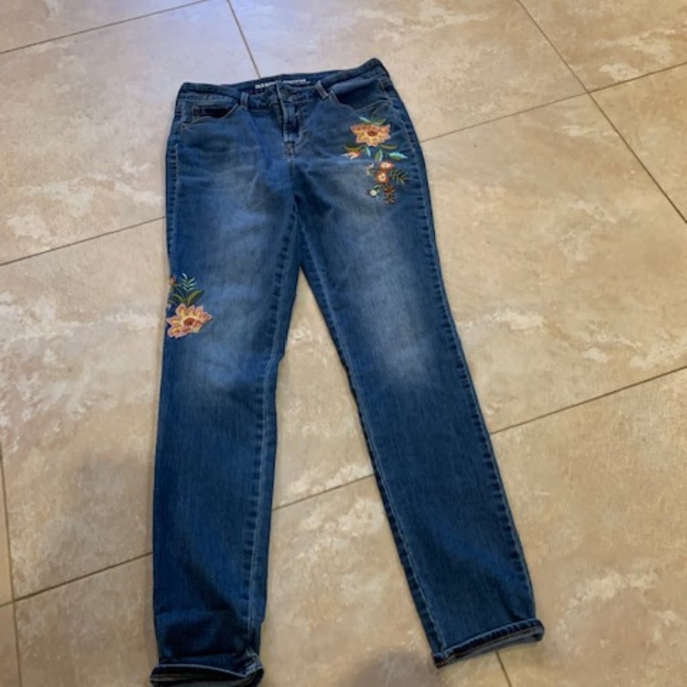 old navy rockstar midrise jeans size 28